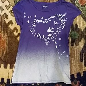 Heart shaped w/birds T-shirt